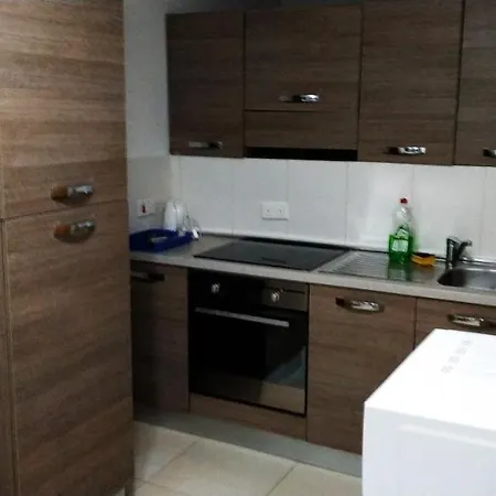 Homestay On Arturo 48 Проживание в семье Слима