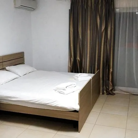 Homestay Homestay On Arturo 48 *